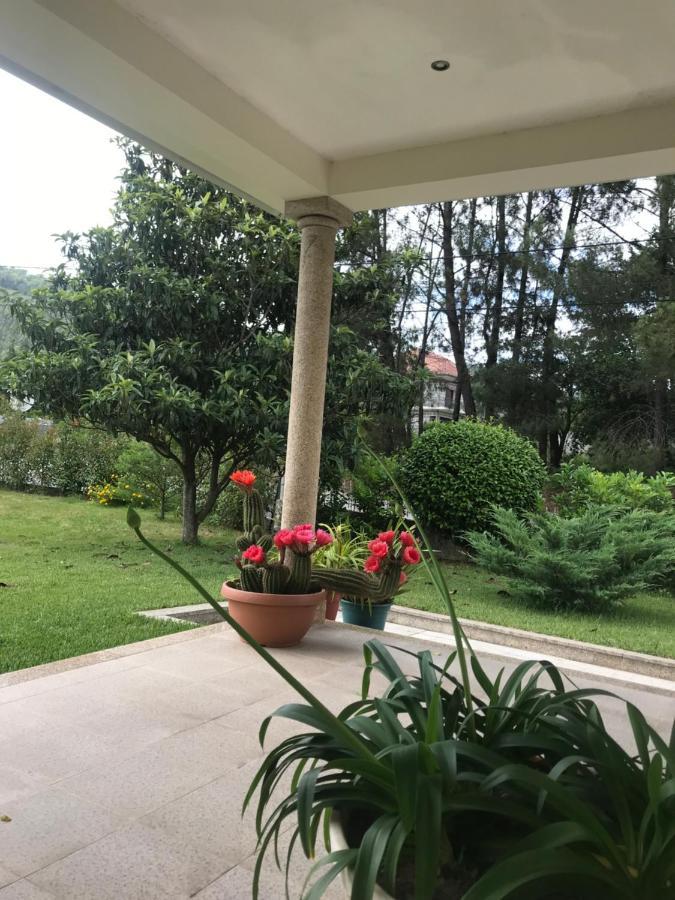 Camelias Bed & Breakfast Guimaraes Bagian luar foto