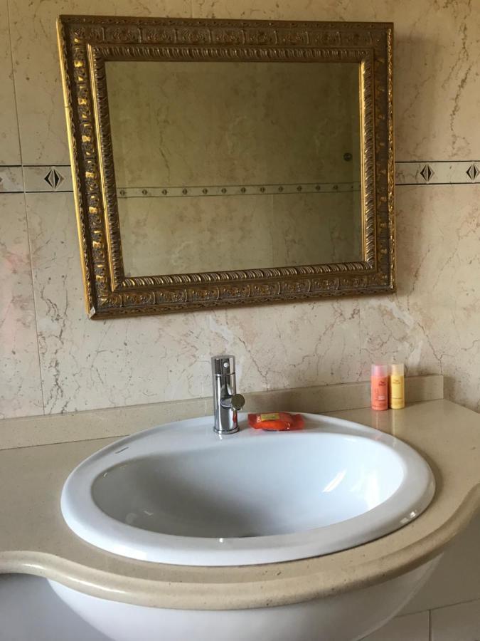 Camelias Bed & Breakfast Guimaraes Bagian luar foto